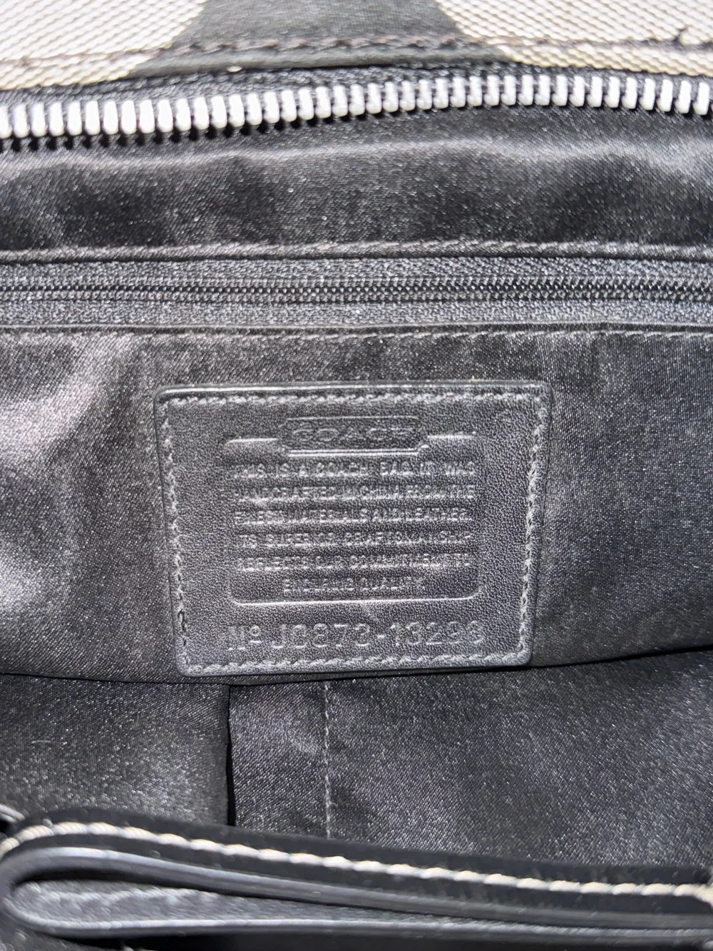 Vintage Y2K Coach Optic Signature Turnlock Satchel 🗝️